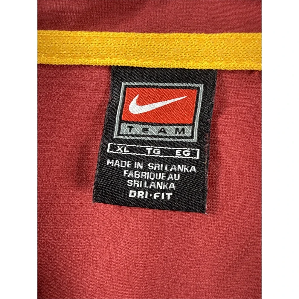 Nike embroidered us